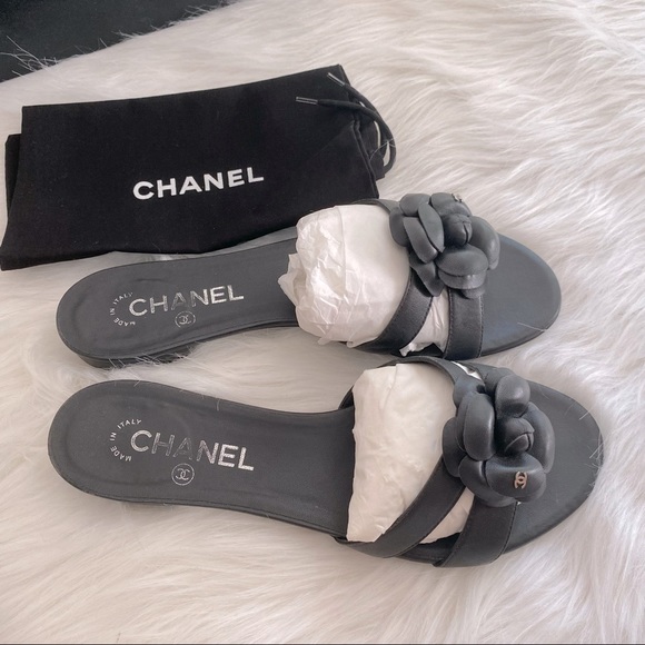 Chanel Camellia Lambskin Sandal Flip Flop Shoes - Picture 4 of 6